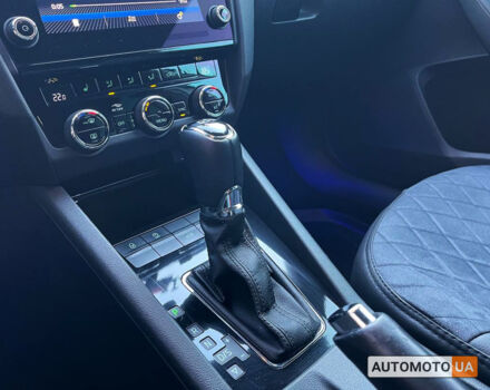 Сірий Шкода Octavia A7, об'ємом двигуна 1.6 л та пробігом 290 тис. км за 14500 $, фото 12 на Automoto.ua