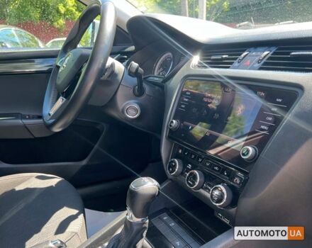 Сірий Шкода Octavia A7, об'ємом двигуна 2 л та пробігом 258 тис. км за 15200 $, фото 21 на Automoto.ua