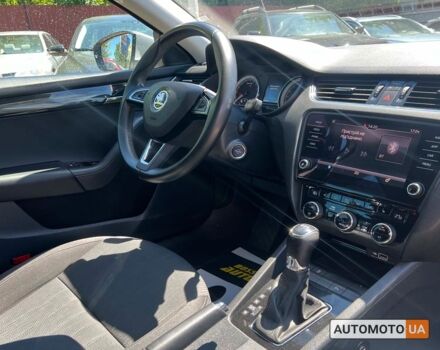Сірий Шкода Octavia A7, об'ємом двигуна 2 л та пробігом 258 тис. км за 15200 $, фото 20 на Automoto.ua