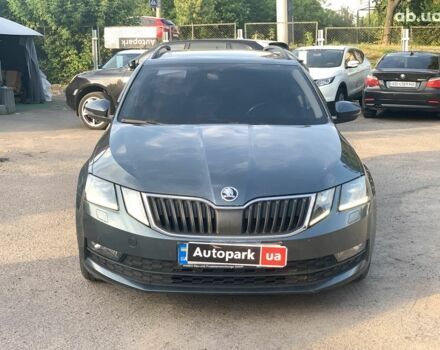 Серый Шкода Octavia A7, объемом двигателя 1.6 л и пробегом 344 тыс. км за 14890 $, фото 1 на Automoto.ua