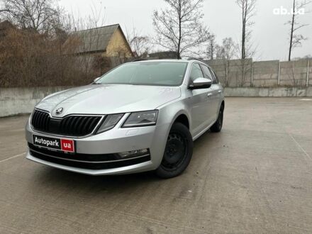 Шкода Octavia A7 2017 в Киеве на Automoto.ua Серый Шкода Octavia A7, объемом двигателя 2 л и пробегом 245 тыс. км за 16990 $, фото 1 на Automoto.ua