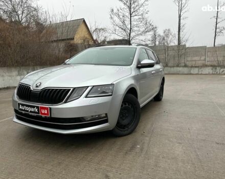 Серый Шкода Octavia A7, объемом двигателя 2 л и пробегом 245 тыс. км за 16990 $, фото 1 на Automoto.ua