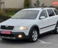 Білий Шкода Octavia Scout, об'ємом двигуна 2 л та пробігом 230 тис. км за 6799 $, фото 1 на Automoto.ua
