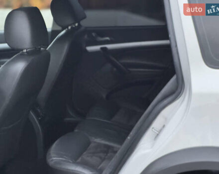Білий Шкода Octavia Scout, об'ємом двигуна 2 л та пробігом 230 тис. км за 6799 $, фото 40 на Automoto.ua