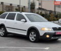 Білий Шкода Octavia Scout, об'ємом двигуна 2 л та пробігом 230 тис. км за 6799 $, фото 23 на Automoto.ua