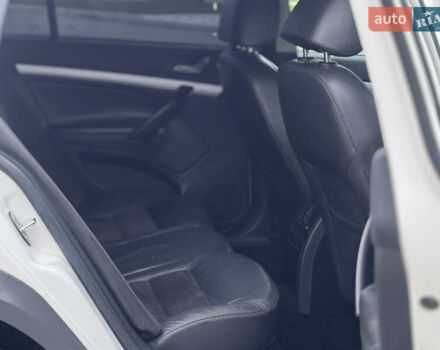 Білий Шкода Octavia Scout, об'ємом двигуна 2 л та пробігом 230 тис. км за 6799 $, фото 41 на Automoto.ua