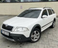 Білий Шкода Octavia Scout, об'ємом двигуна 2 л та пробігом 282 тис. км за 5999 $, фото 10 на Automoto.ua