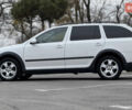 Білий Шкода Octavia Scout, об'ємом двигуна 2 л та пробігом 230 тис. км за 6799 $, фото 11 на Automoto.ua