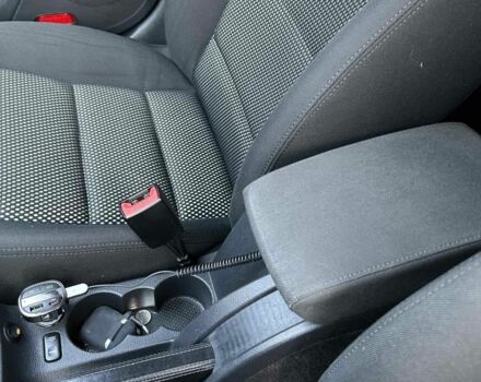 Білий Шкода Octavia Scout, об'ємом двигуна 2 л та пробігом 330 тис. км за 6700 $, фото 6 на Automoto.ua