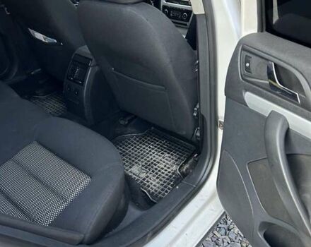 Білий Шкода Octavia Scout, об'ємом двигуна 2 л та пробігом 330 тис. км за 6700 $, фото 15 на Automoto.ua