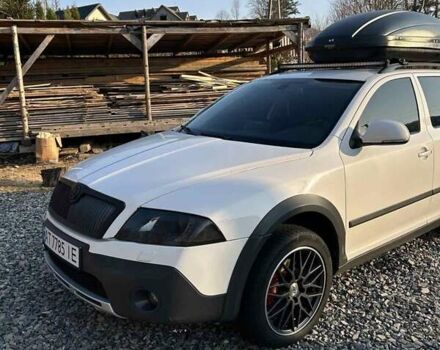 Білий Шкода Octavia Scout, об'ємом двигуна 2 л та пробігом 330 тис. км за 6700 $, фото 2 на Automoto.ua