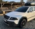 Білий Шкода Octavia Scout, об'ємом двигуна 2 л та пробігом 330 тис. км за 6700 $, фото 2 на Automoto.ua