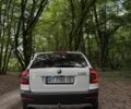 Белый Шкода Октавия Скаут, объемом двигателя 2 л и пробегом 340 тыс. км за 7705 $, фото 11 на Automoto.ua