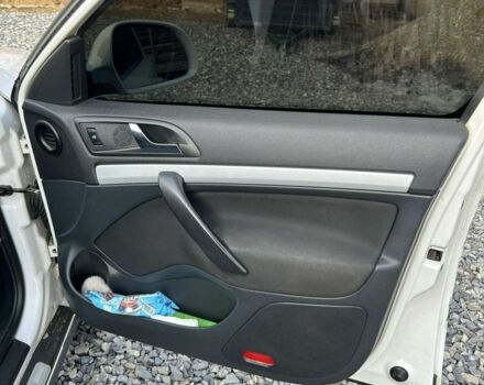 Білий Шкода Octavia Scout, об'ємом двигуна 2 л та пробігом 330 тис. км за 6700 $, фото 20 на Automoto.ua