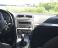 Белый Шкода Октавия Скаут, объемом двигателя 2 л и пробегом 209 тыс. км за 9000 $, фото 6 на Automoto.ua