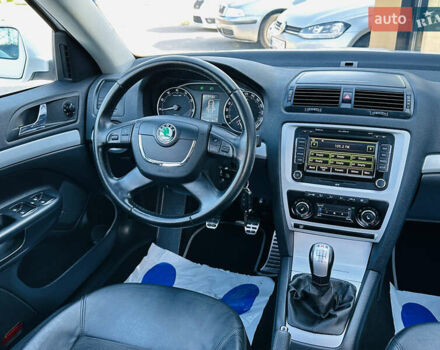 Білий Шкода Octavia Scout, об'ємом двигуна 1.8 л та пробігом 177 тис. км за 10799 $, фото 24 на Automoto.ua