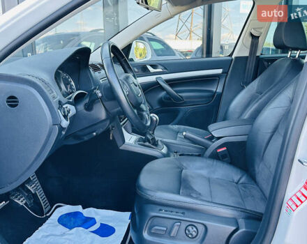 Білий Шкода Octavia Scout, об'ємом двигуна 1.8 л та пробігом 177 тис. км за 10799 $, фото 18 на Automoto.ua