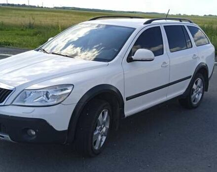 Білий Шкода Octavia Scout, об'ємом двигуна 1.97 л та пробігом 208 тис. км за 9500 $, фото 2 на Automoto.ua