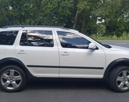Білий Шкода Octavia Scout, об'ємом двигуна 1.97 л та пробігом 208 тис. км за 9500 $, фото 6 на Automoto.ua