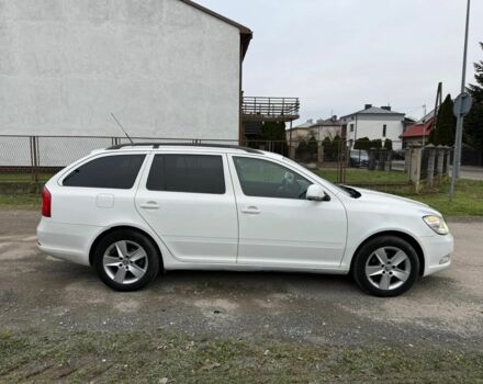 Белый Шкода Октавия Скаут, объемом двигателя 0 л и пробегом 350 тыс. км за 3099 $, фото 7 на Automoto.ua