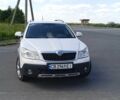 Білий Шкода Octavia Scout, об'ємом двигуна 2 л та пробігом 206 тис. км за 9000 $, фото 1 на Automoto.ua