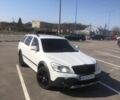 Белый Шкода Октавия Скаут, объемом двигателя 2 л и пробегом 300 тыс. км за 8200 $, фото 4 на Automoto.ua