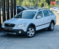 Білий Шкода Octavia Scout, об'ємом двигуна 1.8 л та пробігом 177 тис. км за 10799 $, фото 9 на Automoto.ua
