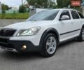 Білий Шкода Octavia Scout, об'ємом двигуна 0 л та пробігом 237 тис. км за 11200 $, фото 1 на Automoto.ua