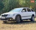 Білий Шкода Octavia Scout, об'ємом двигуна 1.97 л та пробігом 355 тис. км за 9999 $, фото 18 на Automoto.ua