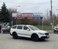 Белый Шкода Октавия Скаут, объемом двигателя 2 л и пробегом 283 тыс. км за 11600 $, фото 1 на Automoto.ua