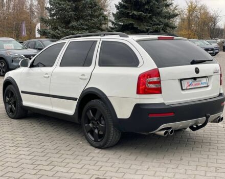 Белый Шкода Октавия Скаут, объемом двигателя 2 л и пробегом 283 тыс. км за 11600 $, фото 4 на Automoto.ua