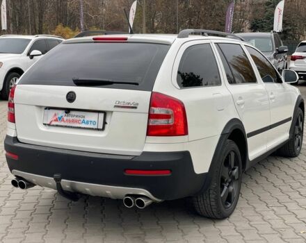 Белый Шкода Октавия Скаут, объемом двигателя 2 л и пробегом 283 тыс. км за 11600 $, фото 6 на Automoto.ua