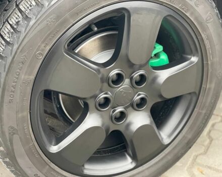 Белый Шкода Октавия Скаут, объемом двигателя 2 л и пробегом 283 тыс. км за 11600 $, фото 8 на Automoto.ua