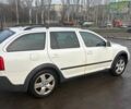 Білий Шкода Octavia Scout, об'ємом двигуна 2 л та пробігом 362 тис. км за 3753 $, фото 3 на Automoto.ua