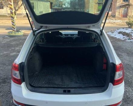 Білий Шкода Octavia Scout, об'ємом двигуна 2 л та пробігом 307 тис. км за 13700 $, фото 7 на Automoto.ua