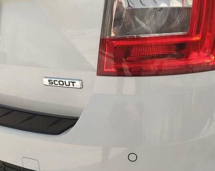 Білий Шкода Octavia Scout, об'ємом двигуна 2 л та пробігом 203 тис. км за 16500 $, фото 27 на Automoto.ua