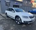 Білий Шкода Octavia Scout, об'ємом двигуна 2 л та пробігом 307 тис. км за 13700 $, фото 24 на Automoto.ua