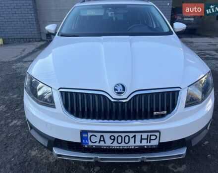 Білий Шкода Octavia Scout, об'ємом двигуна 2 л та пробігом 307 тис. км за 13700 $, фото 13 на Automoto.ua
