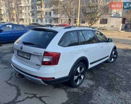 Білий Шкода Octavia Scout, об'ємом двигуна 2 л та пробігом 307 тис. км за 13700 $, фото 25 на Automoto.ua