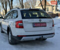 Білий Шкода Octavia Scout, об'ємом двигуна 2 л та пробігом 255 тис. км за 13200 $, фото 17 на Automoto.ua
