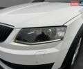 Білий Шкода Octavia Scout, об'ємом двигуна 2 л та пробігом 280 тис. км за 13499 $, фото 19 на Automoto.ua