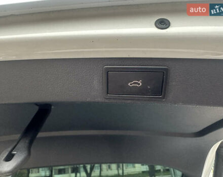 Білий Шкода Octavia Scout, об'ємом двигуна 2 л та пробігом 203 тис. км за 14995 $, фото 82 на Automoto.ua