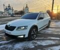 Білий Шкода Octavia Scout, об'ємом двигуна 2 л та пробігом 186 тис. км за 13100 $, фото 1 на Automoto.ua