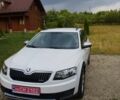 Белый Шкода Октавия Скаут, объемом двигателя 2 л и пробегом 277 тыс. км за 13900 $, фото 12 на Automoto.ua