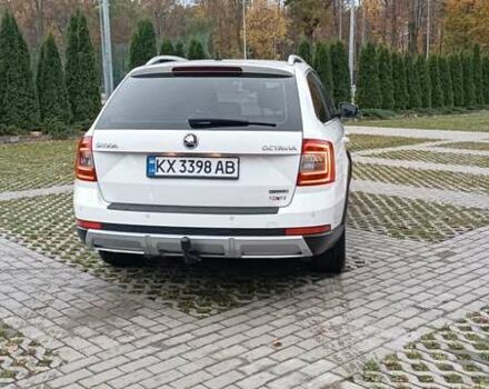 Шкода Октавия Скаут 2015 в Харькове на Automoto.ua Белый Шкода Октавия Скаут, объемом двигателя 1.97 л и пробегом 269 тыс. км за 13699 $, фото 8 на Automoto.ua