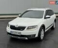 Білий Шкода Octavia Scout, об'ємом двигуна 2 л та пробігом 280 тис. км за 13499 $, фото 5 на Automoto.ua