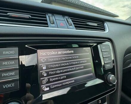 Білий Шкода Octavia Scout, об'ємом двигуна 2 л та пробігом 250 тис. км за 14800 $, фото 24 на Automoto.ua