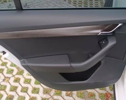 Шкода Октавия Скаут 2015 в Харькове на Automoto.ua Белый Шкода Октавия Скаут, объемом двигателя 1.97 л и пробегом 269 тыс. км за 13699 $, фото 23 на Automoto.ua