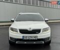 Білий Шкода Octavia Scout, об'ємом двигуна 2 л та пробігом 280 тис. км за 13499 $, фото 10 на Automoto.ua