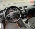Білий Шкода Octavia Scout, об'ємом двигуна 2 л та пробігом 280 тис. км за 13499 $, фото 24 на Automoto.ua